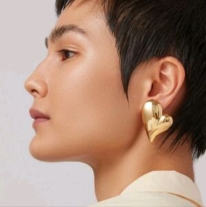 Jenny Bird Gold Heart Button Earring NWB $150-heaven mayhem-demarson-melinda